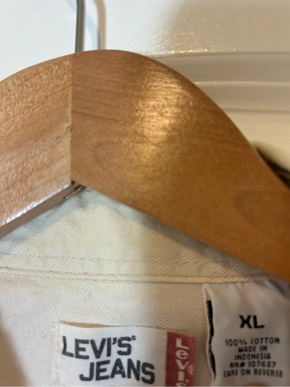 Levis light off